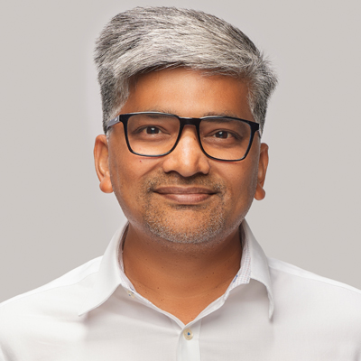 Headshot of Sashi Reddy